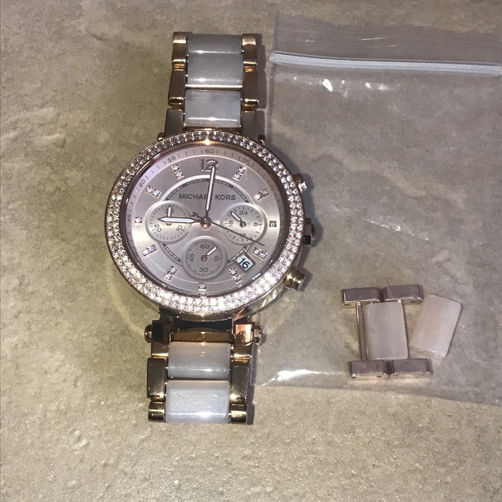 Michael Kors rose gold watch
